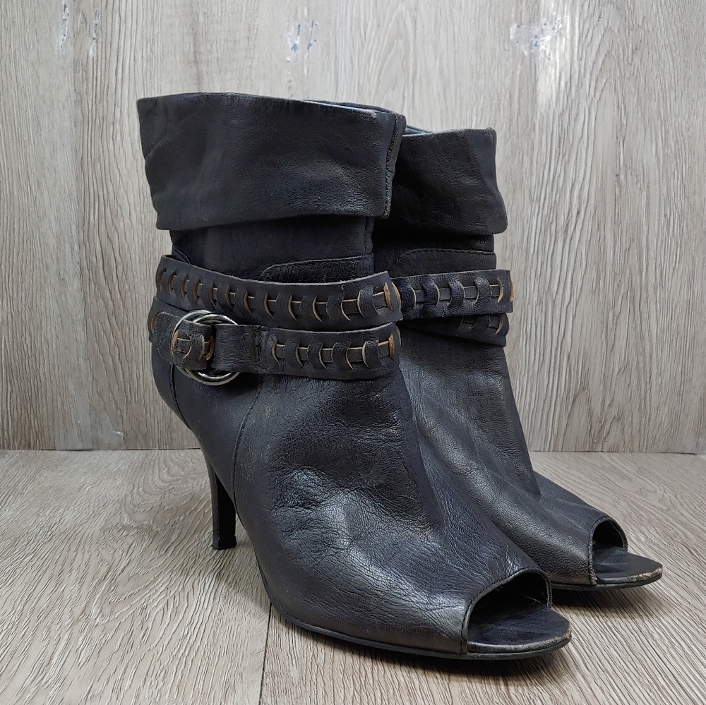 Guess Allegrate Open Toe Heel Ankle Bootie Leather Black Brown Buckle 7.5 - Picture 1 of 12